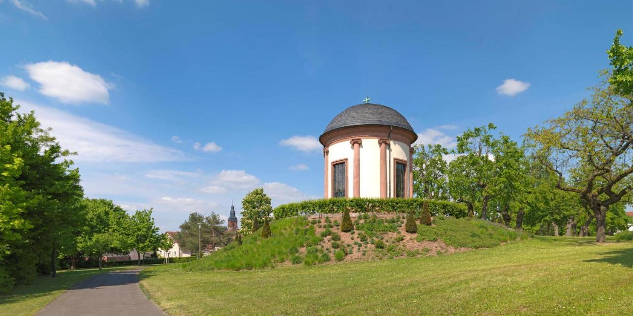Weinmotel Simon 1 A Alzenau in Unterfranken Exterior foto