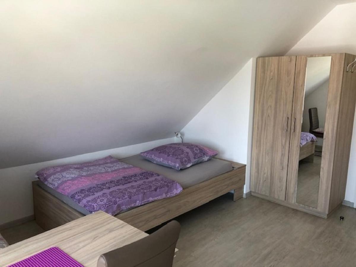 Weinmotel Simon 1 A Alzenau in Unterfranken Exterior foto